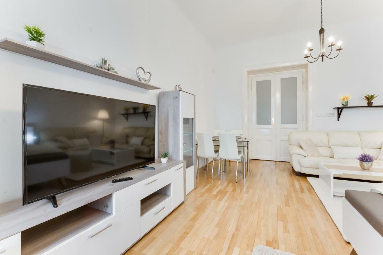 Apartment Diamond Riverside In The Heart Of