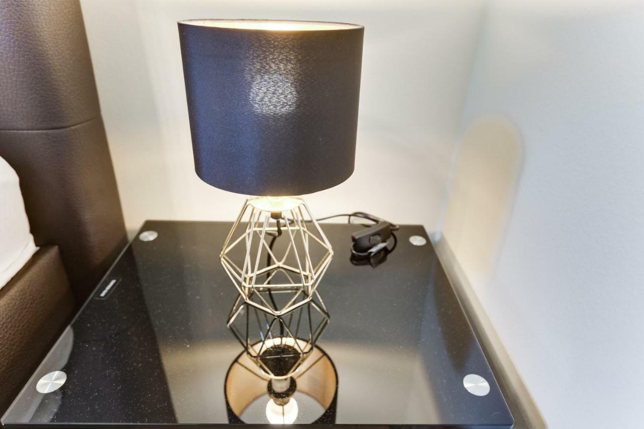 Diamond Riverside In The Heart Of Daire