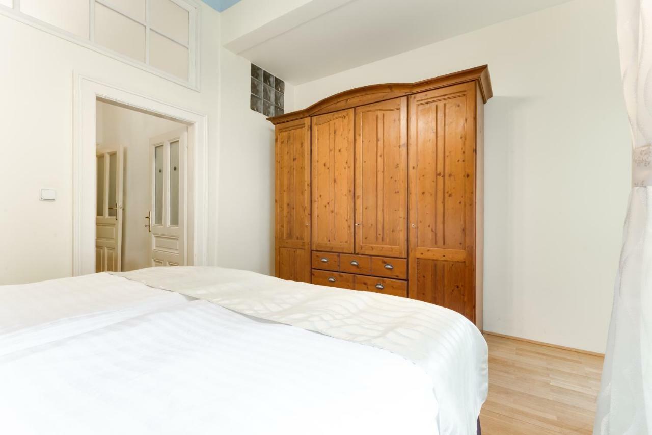 Diamond Riverside In The Heart Of Daire
