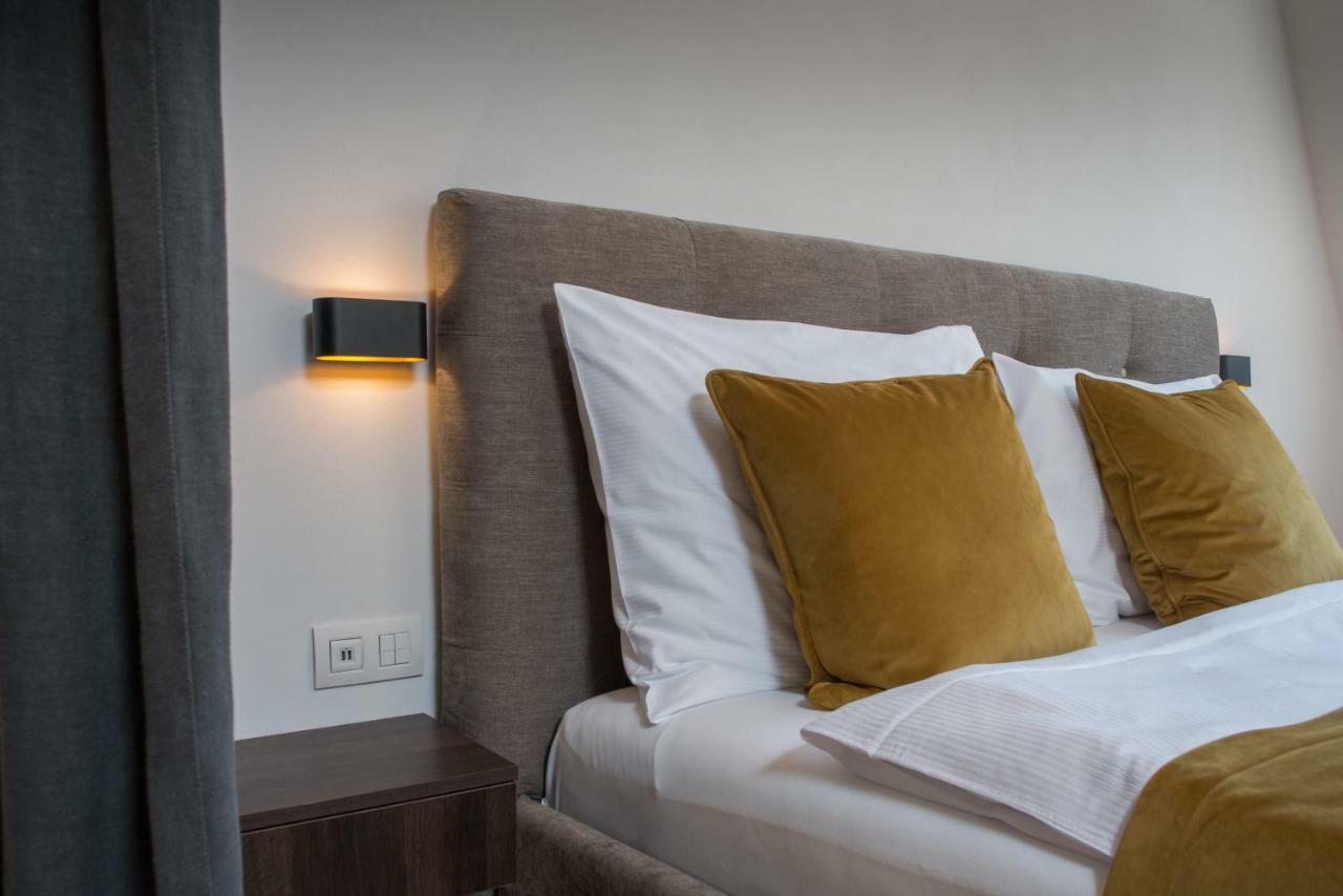 Exclusive Old Town Near Charles Bridge Apartment *