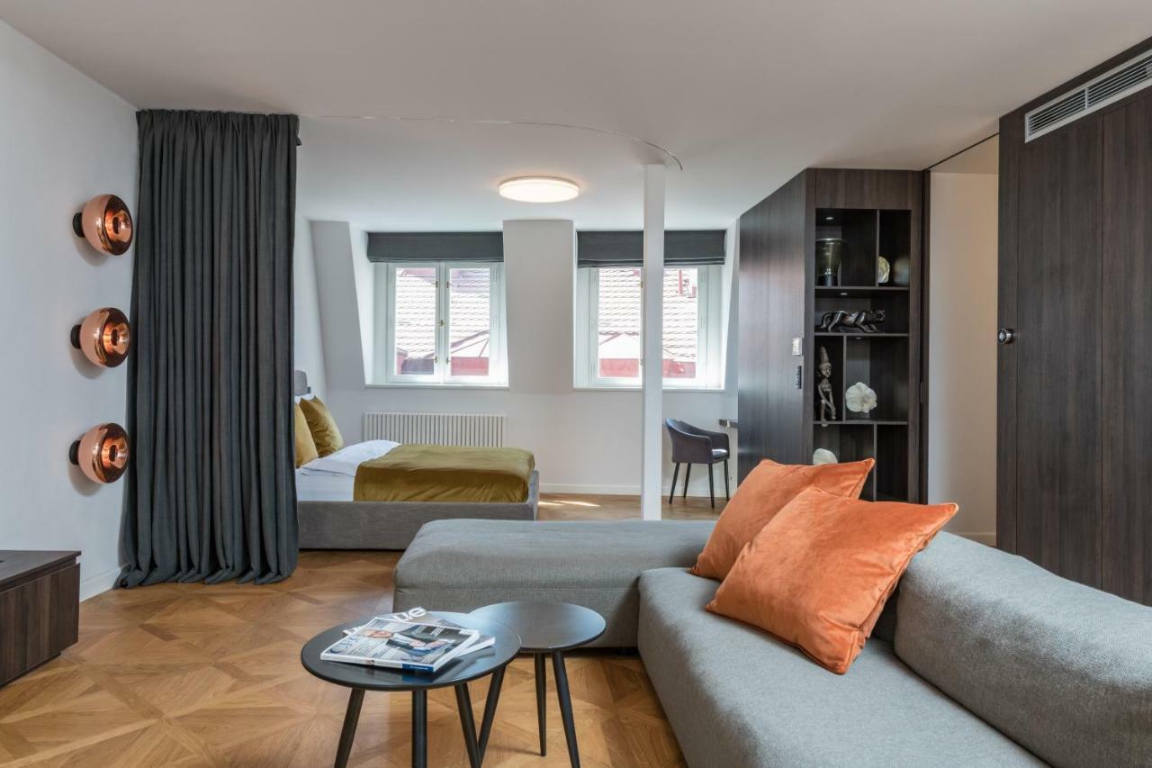 Exclusive Old Town Near Charles Bridge Apartment