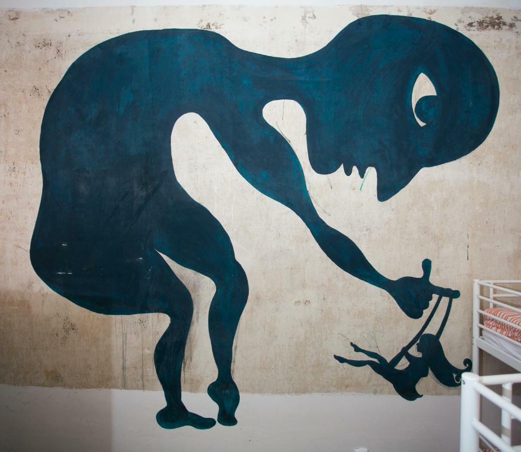 Art Hole Hostel Prague