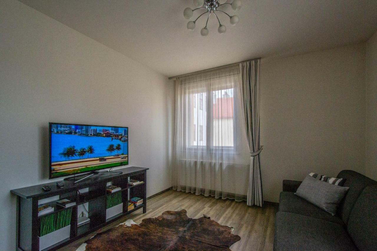 Unique Charles Bridge 2bdr Apartment. Prague
