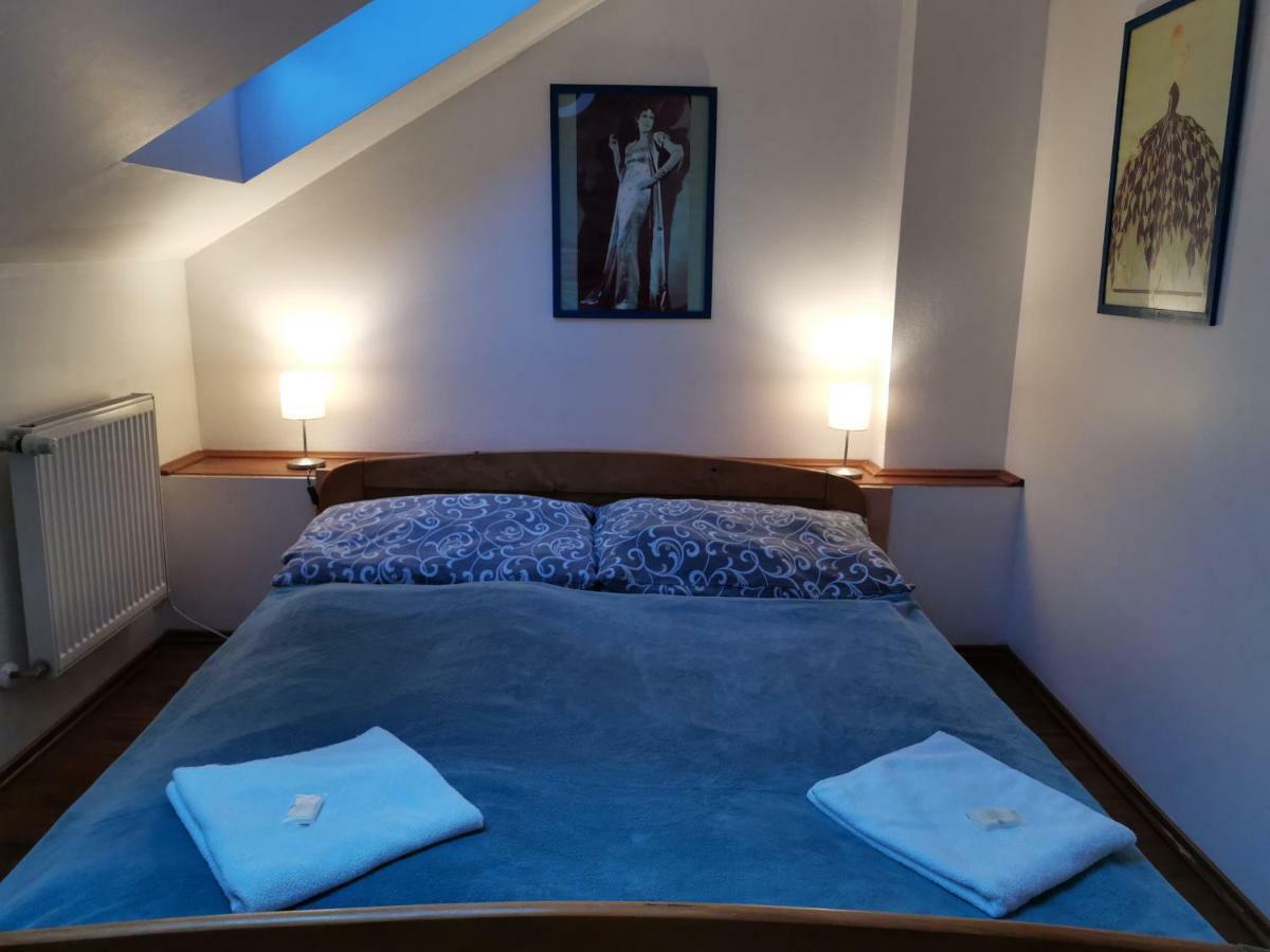 Auspicie Aparthotel Prag