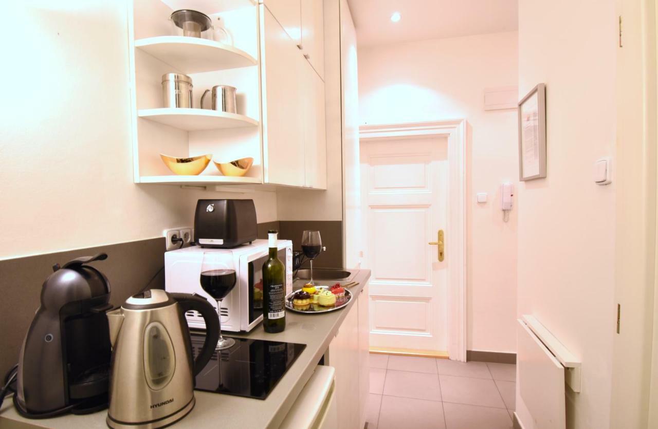 Charming Old Town Centre Studio