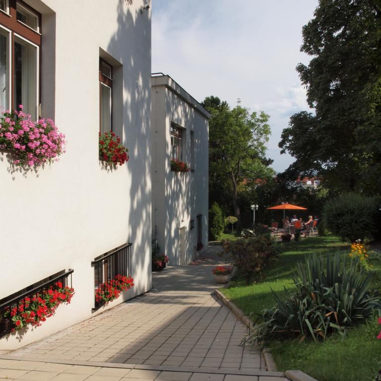 Guest house Jana - Domov Mladeze Prague
