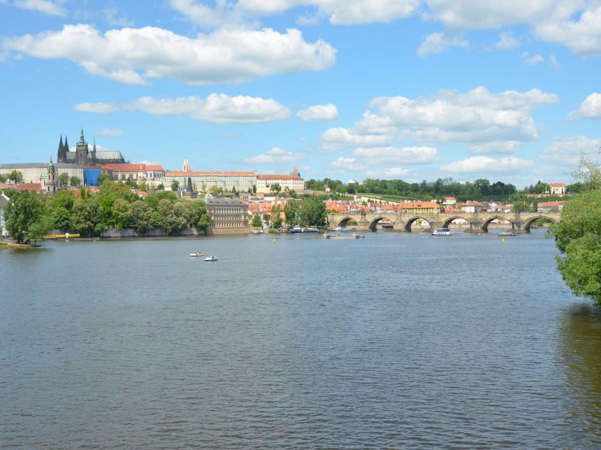 Unique In Near River Vltava Daire *