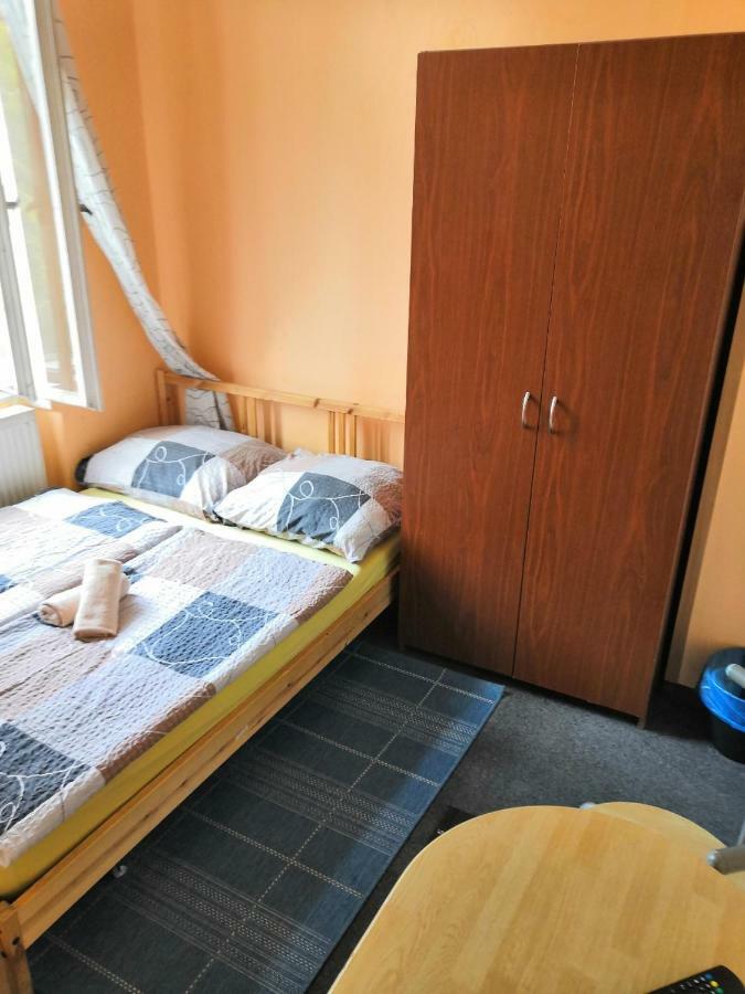 Hostel Damiell