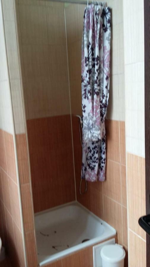 Damiell Hostel