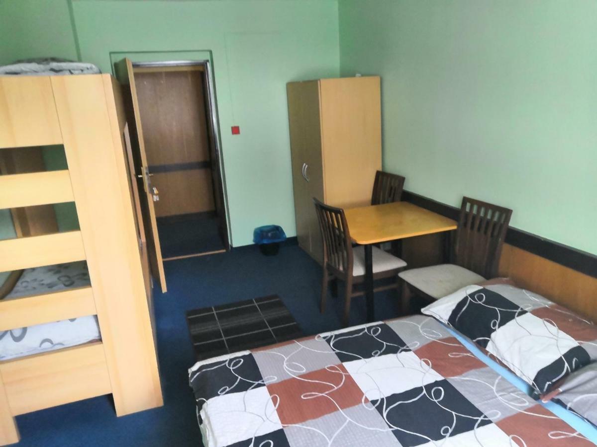 Damiell Hostel Prague