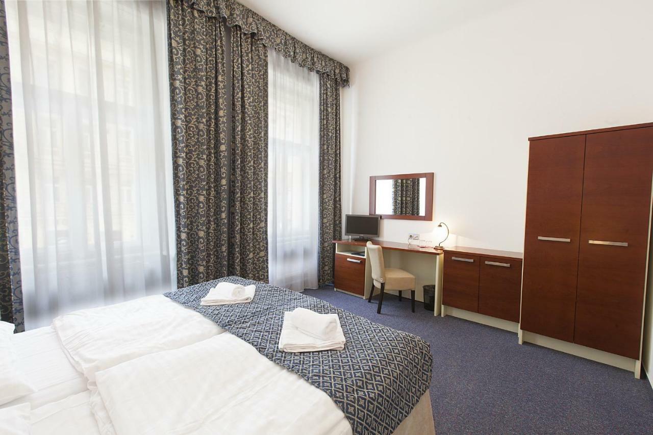 Hotel Atos
