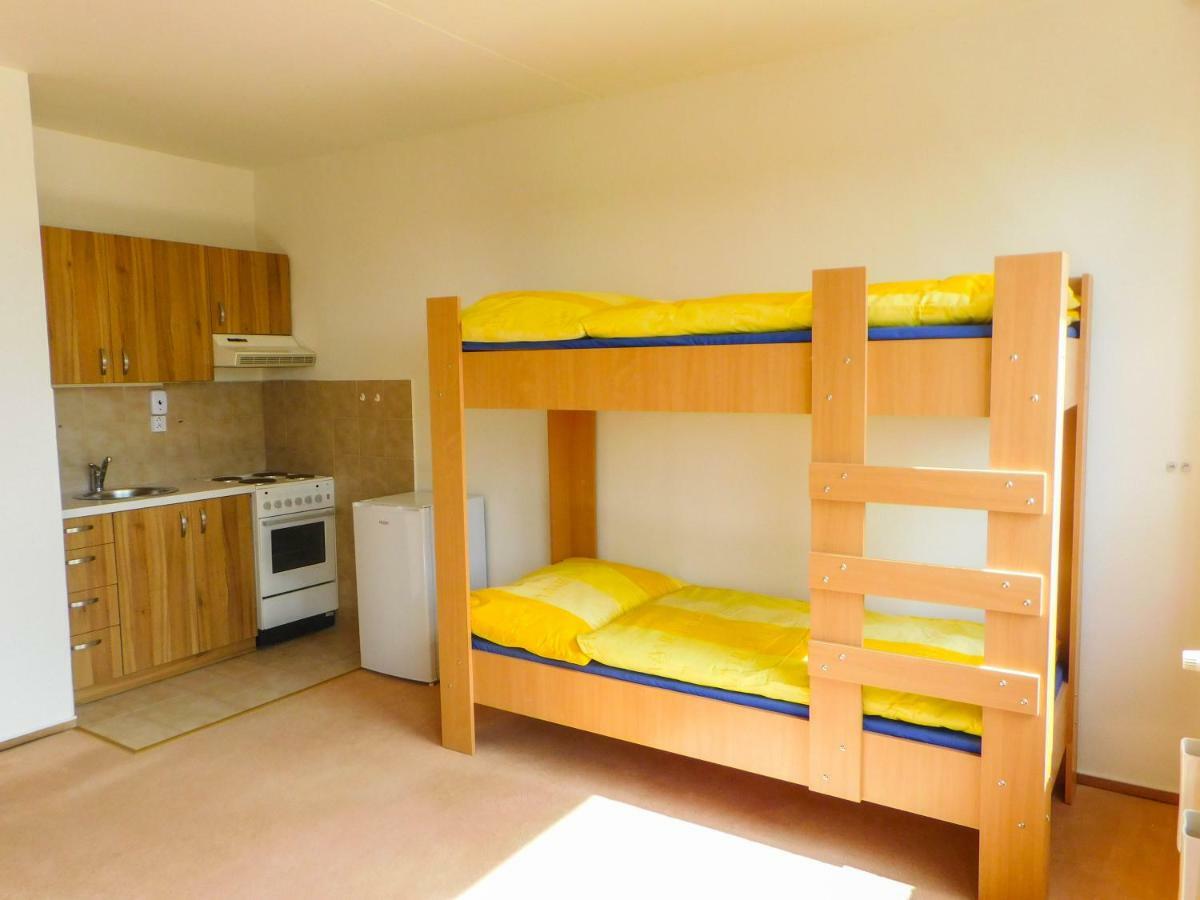 Km House Cerny Most Hostel
