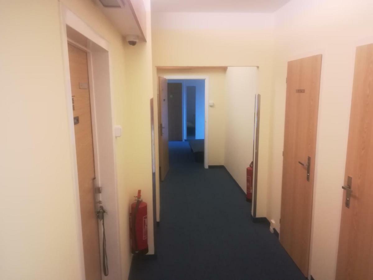 Km House Cerny Most * Prague