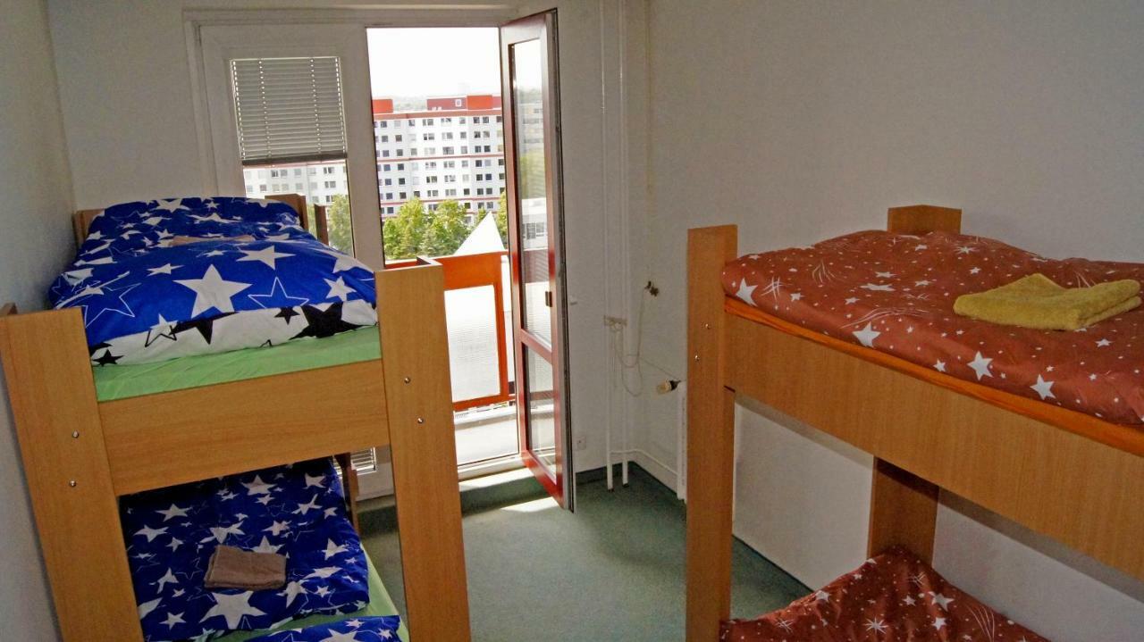 Km House Cerny Most Hostel *