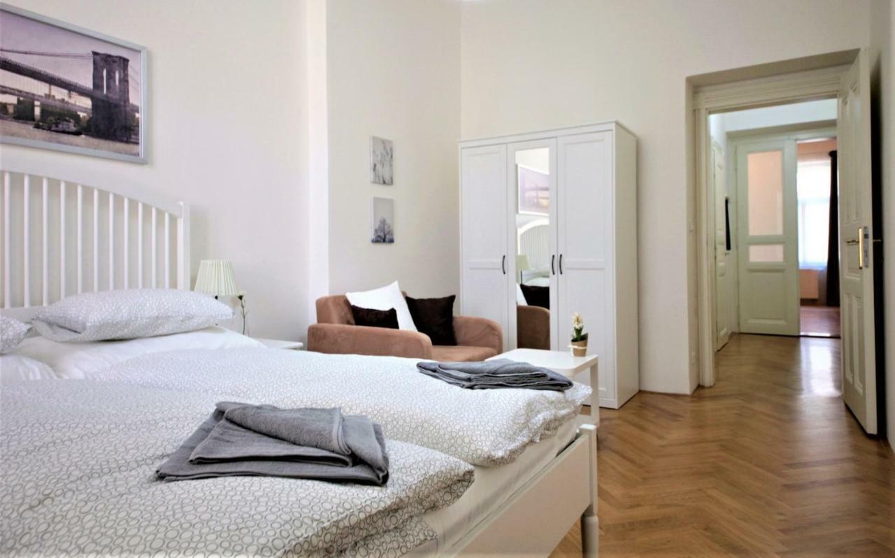 Castle Apart Otel Prag