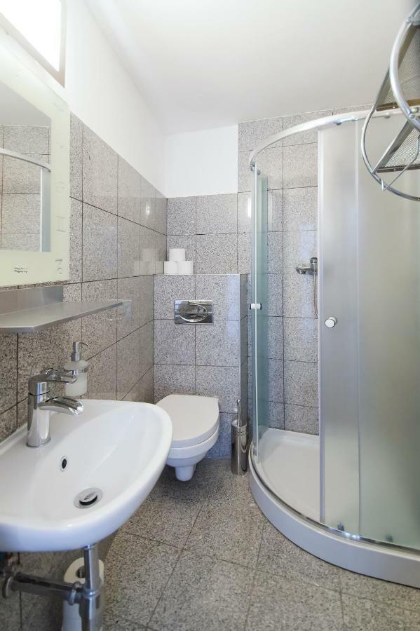 Daire Modern Skolska 20 *