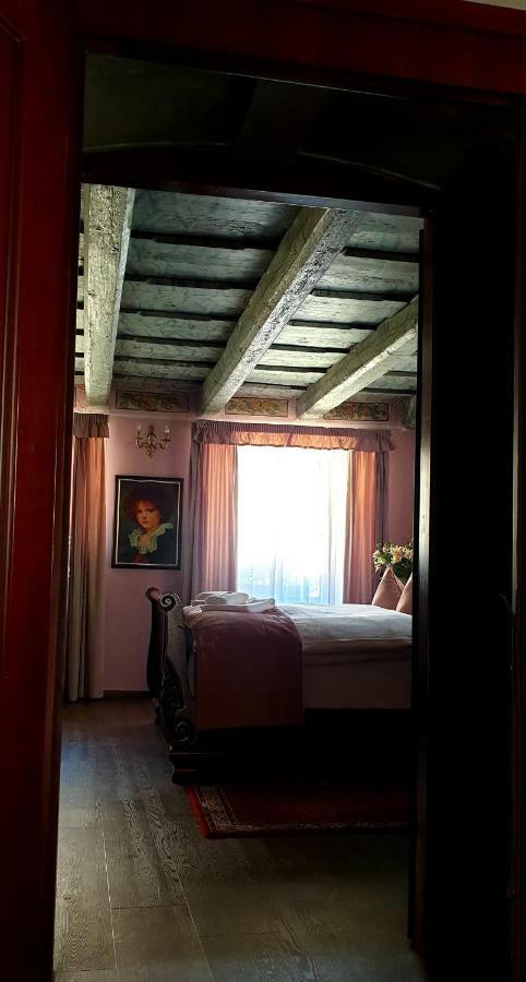 Golden Age Otel Prag