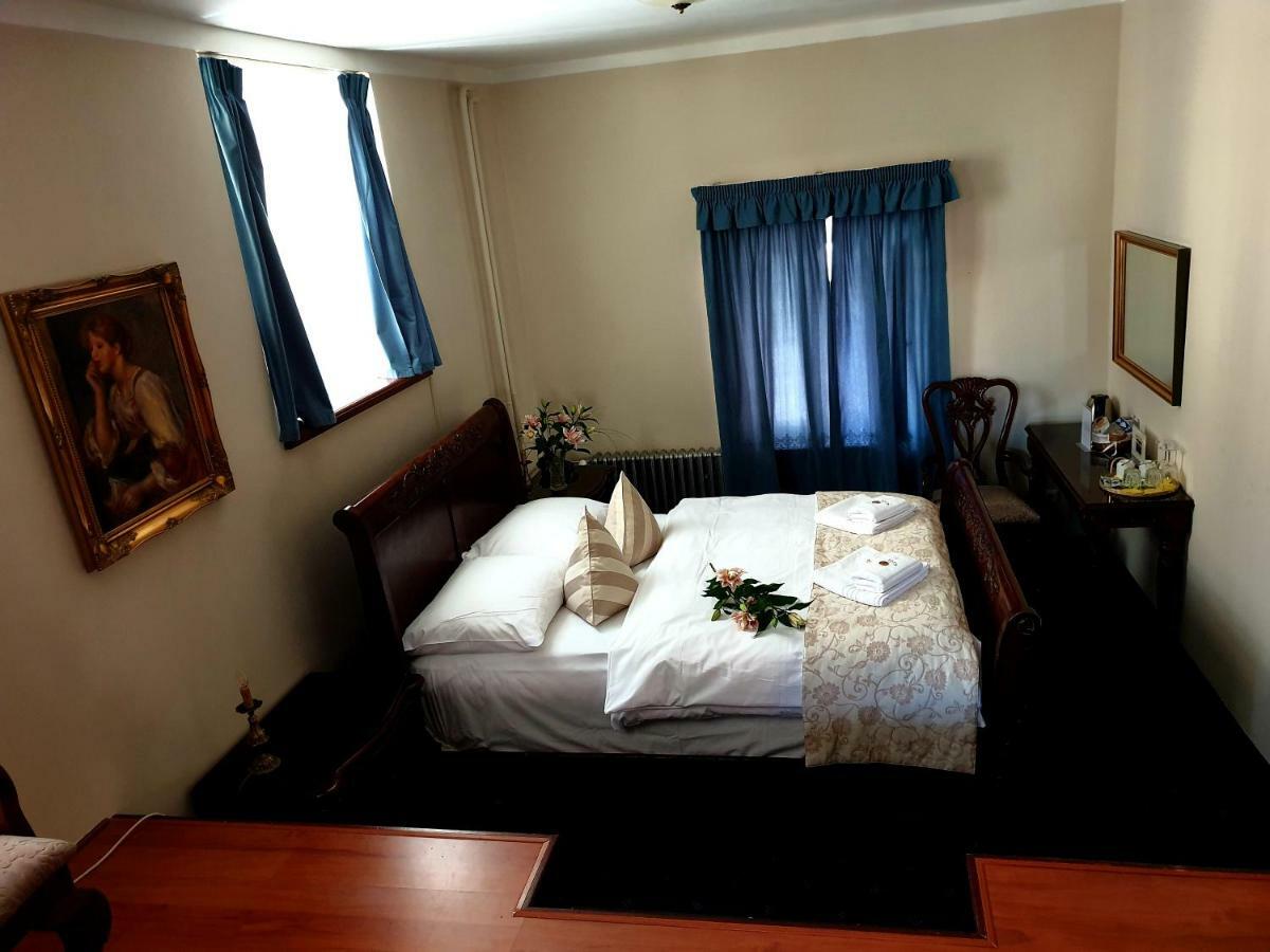 Otel Golden Age 3*