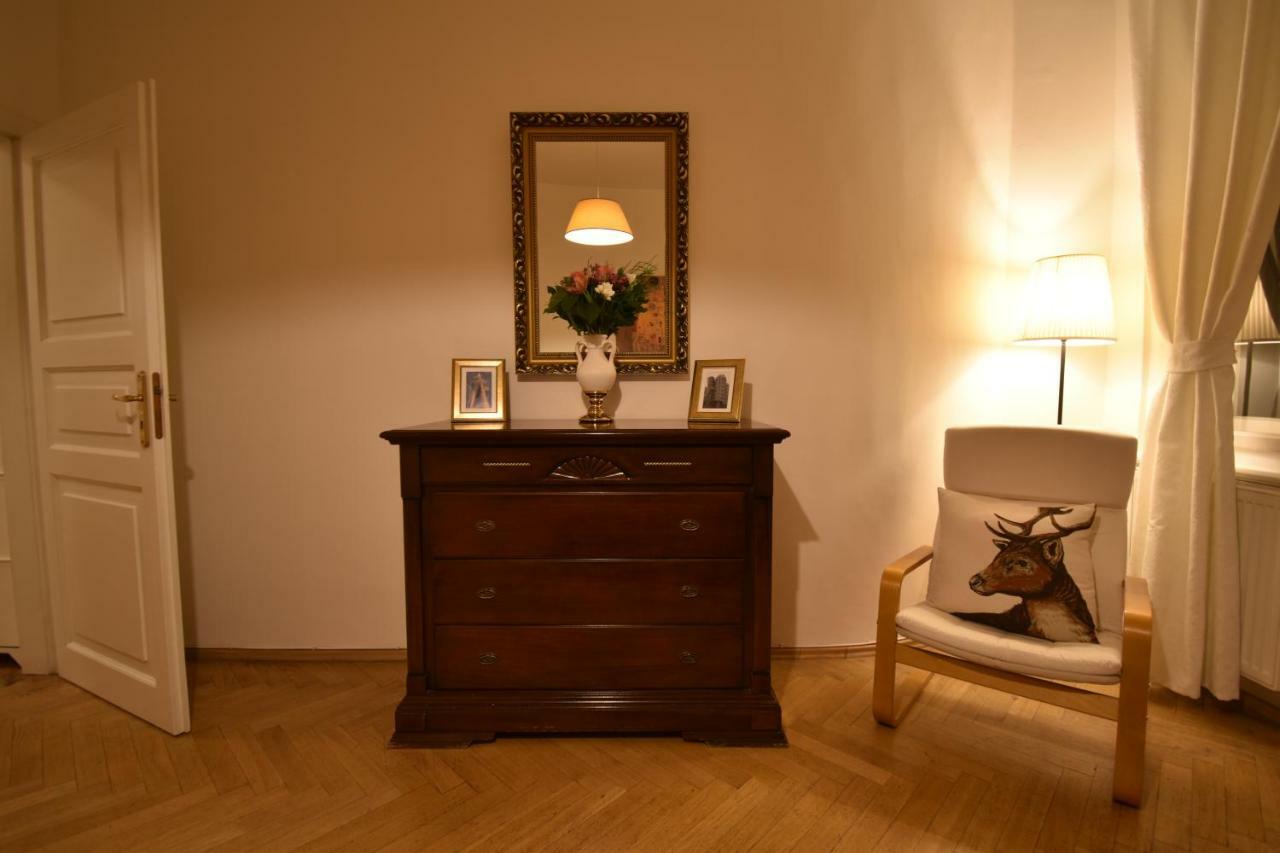 Cozy Flat By The Astronomical Clock Appartement