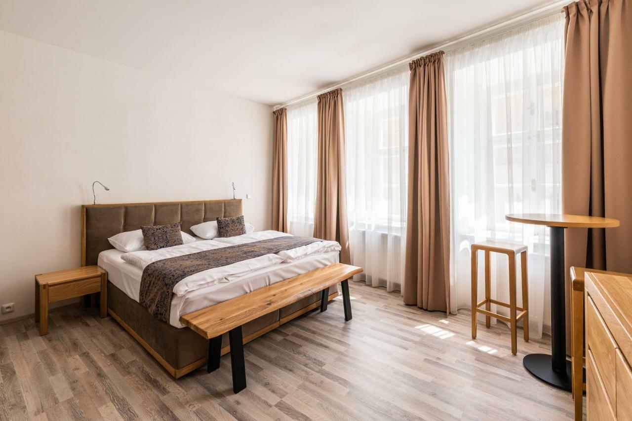 Aparthotel Karlova - Mostecka 10 St Depandance *