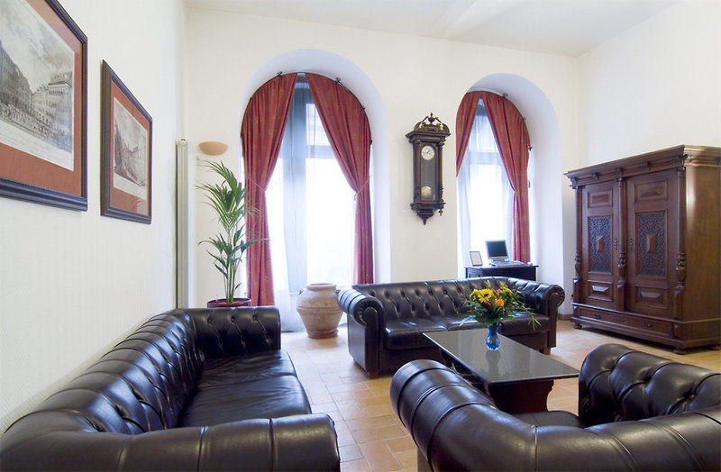 Otel 1