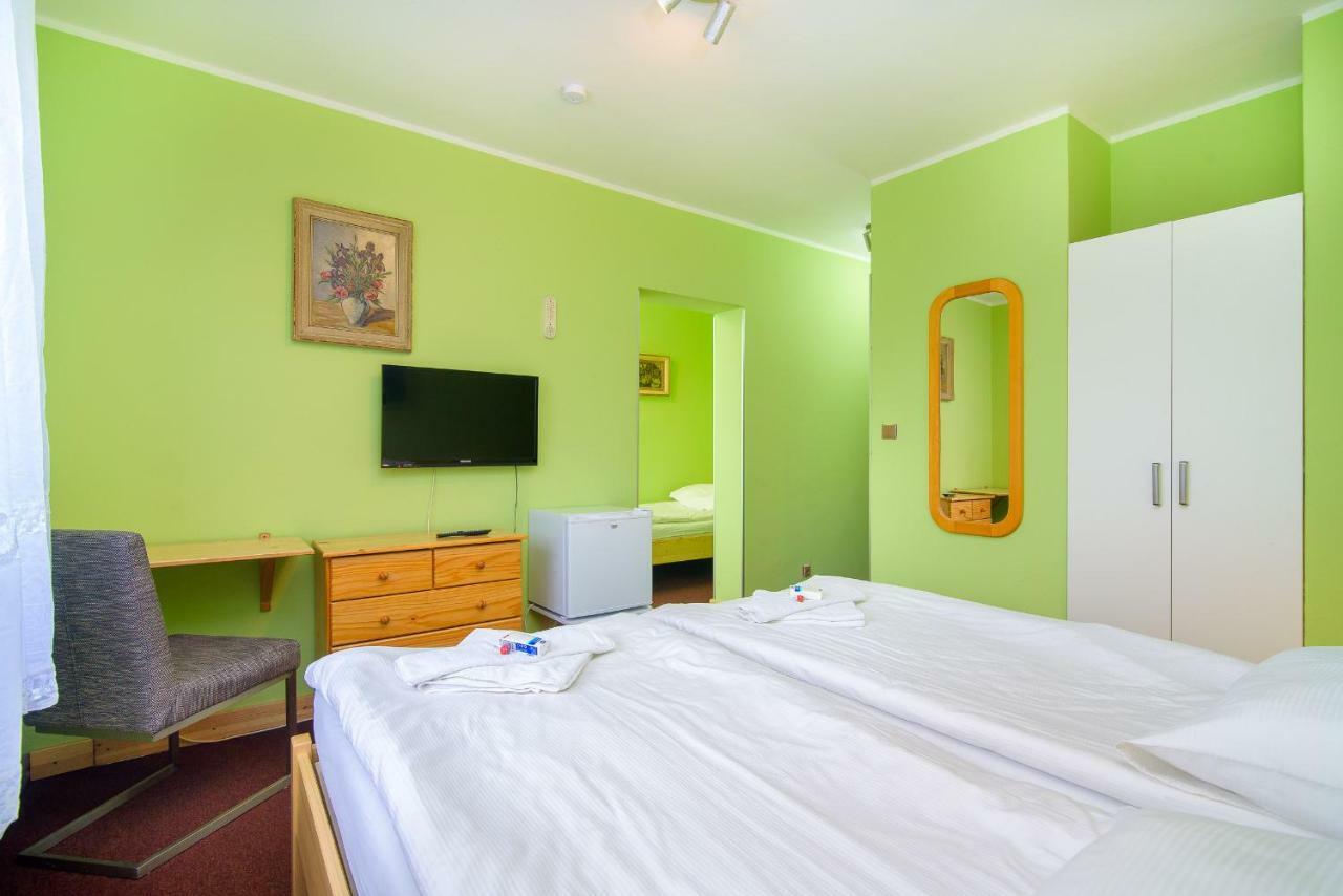 Max Hotel 3*