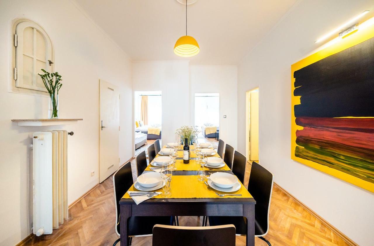 Michal&michael's Daire Prag
