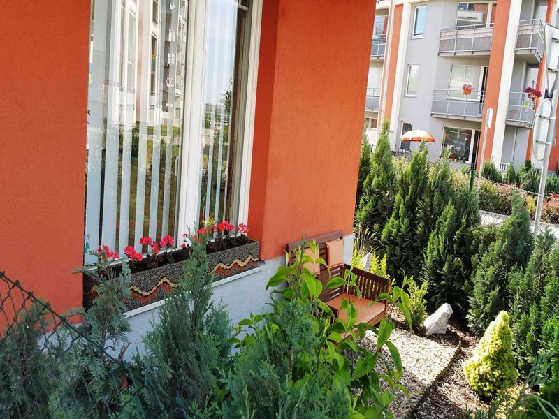 Apartment Bastien Near Airport Prague