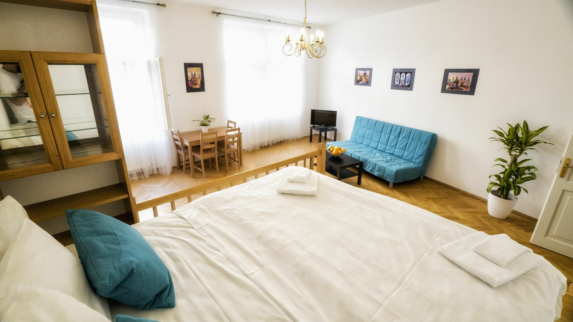 By The Old Town Square Apartment Prague