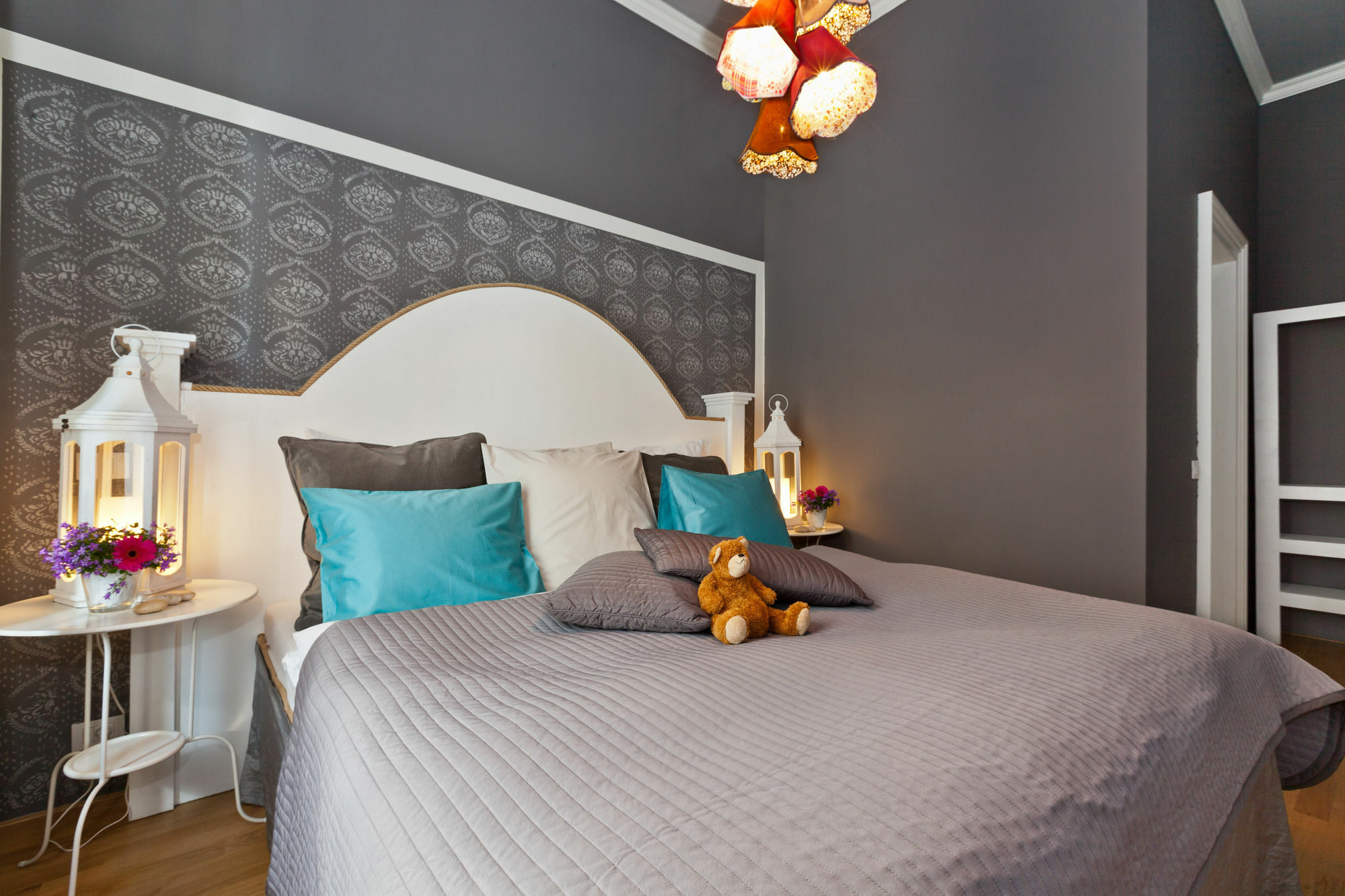Royal Aparthotel 4*