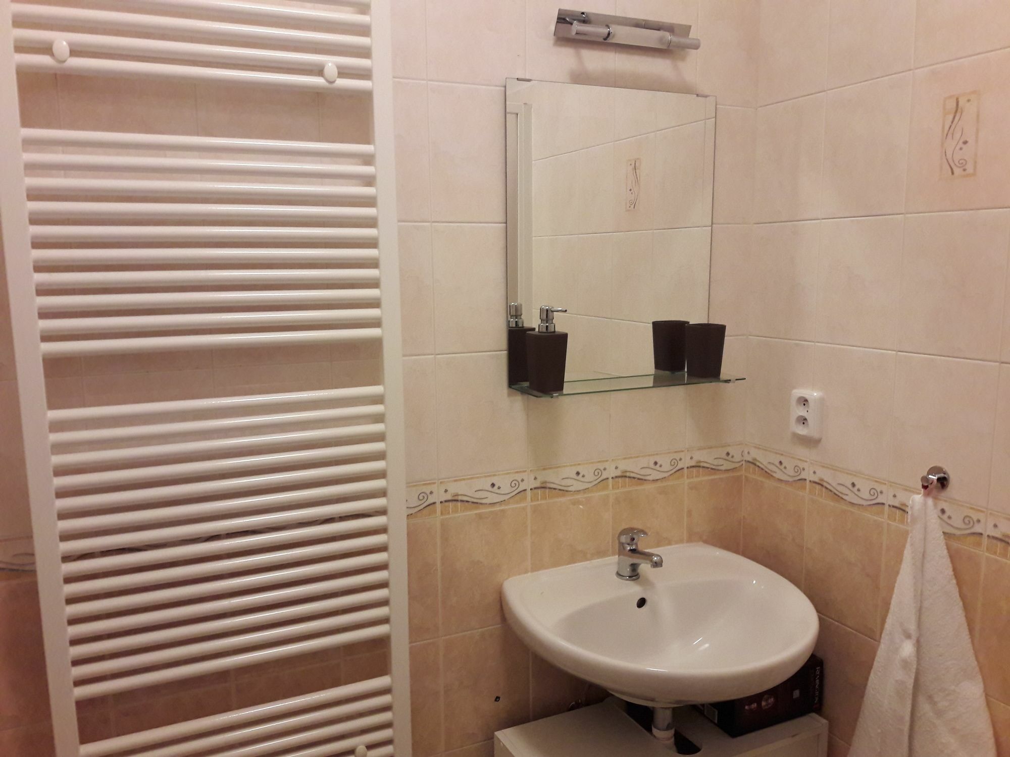 - Hostivar Apartment *