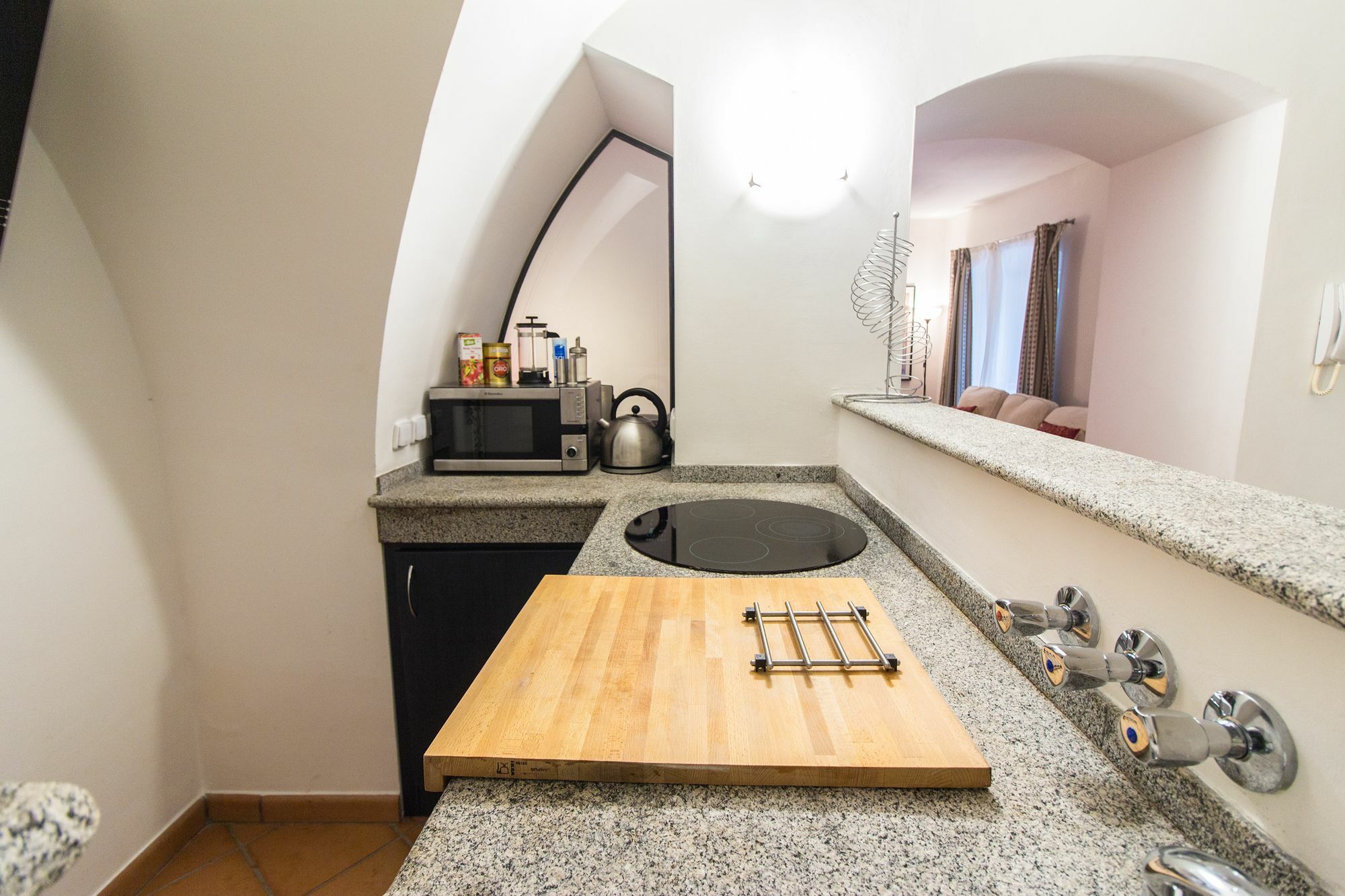 Attic Hroznova - Charles Bridge Apartment *