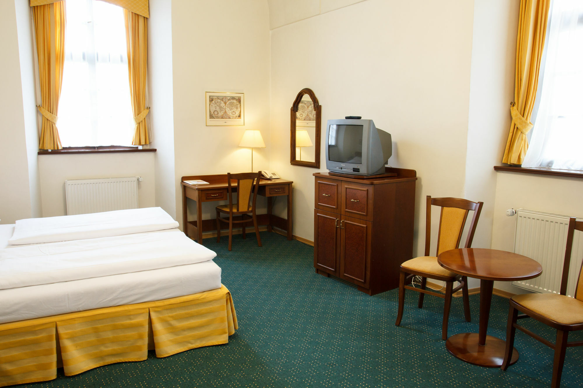 Adalbert Ecohotel Hotel