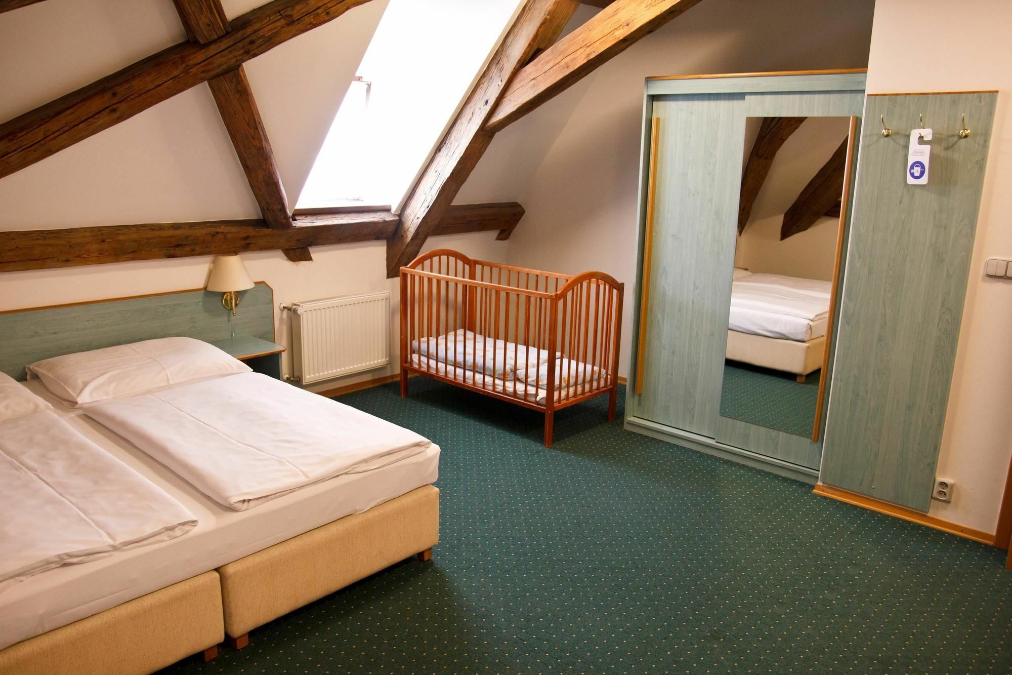 Adalbert Ecohotel 3*