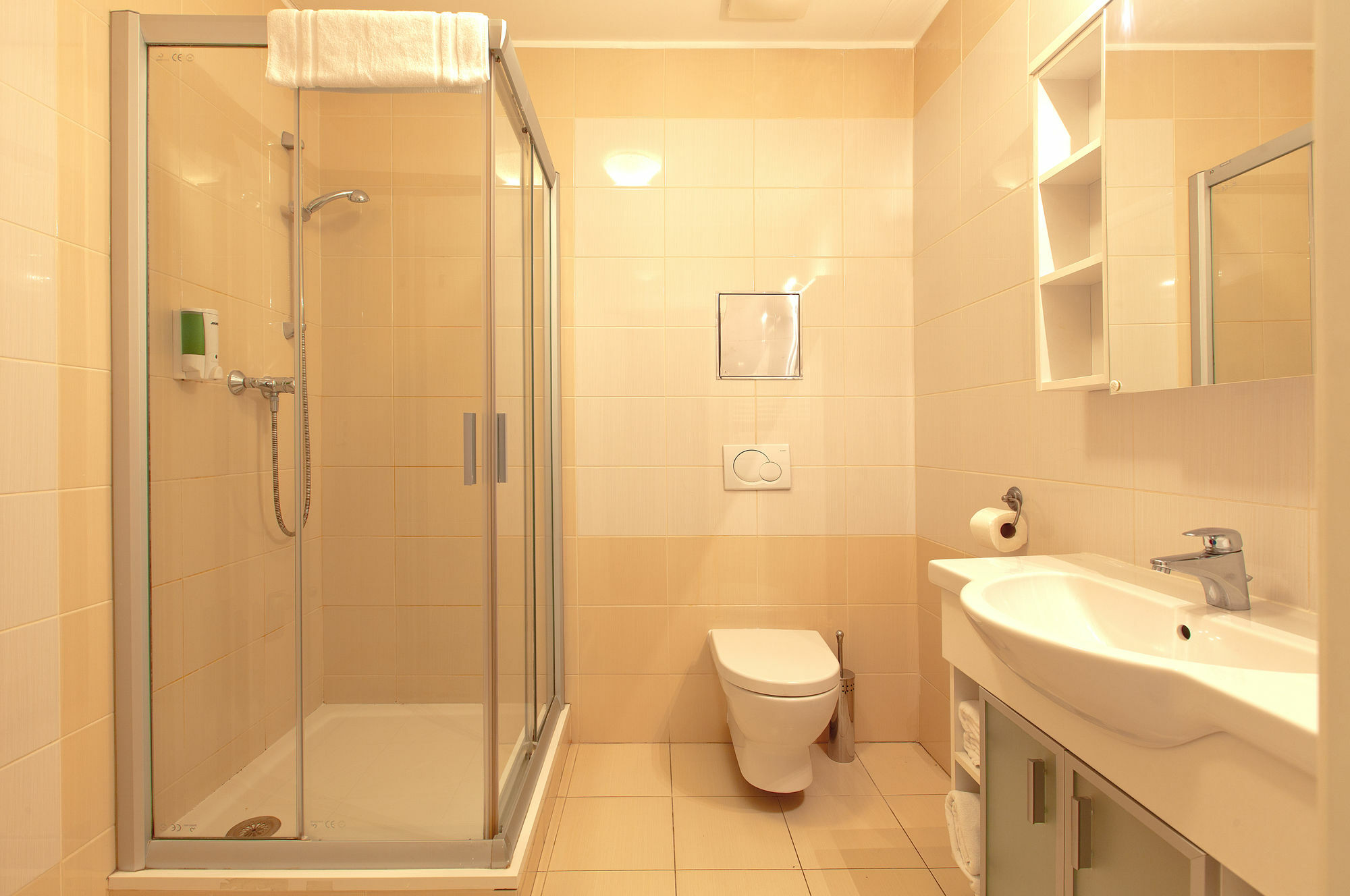 Downtown Kodanska Apart Otel 4*