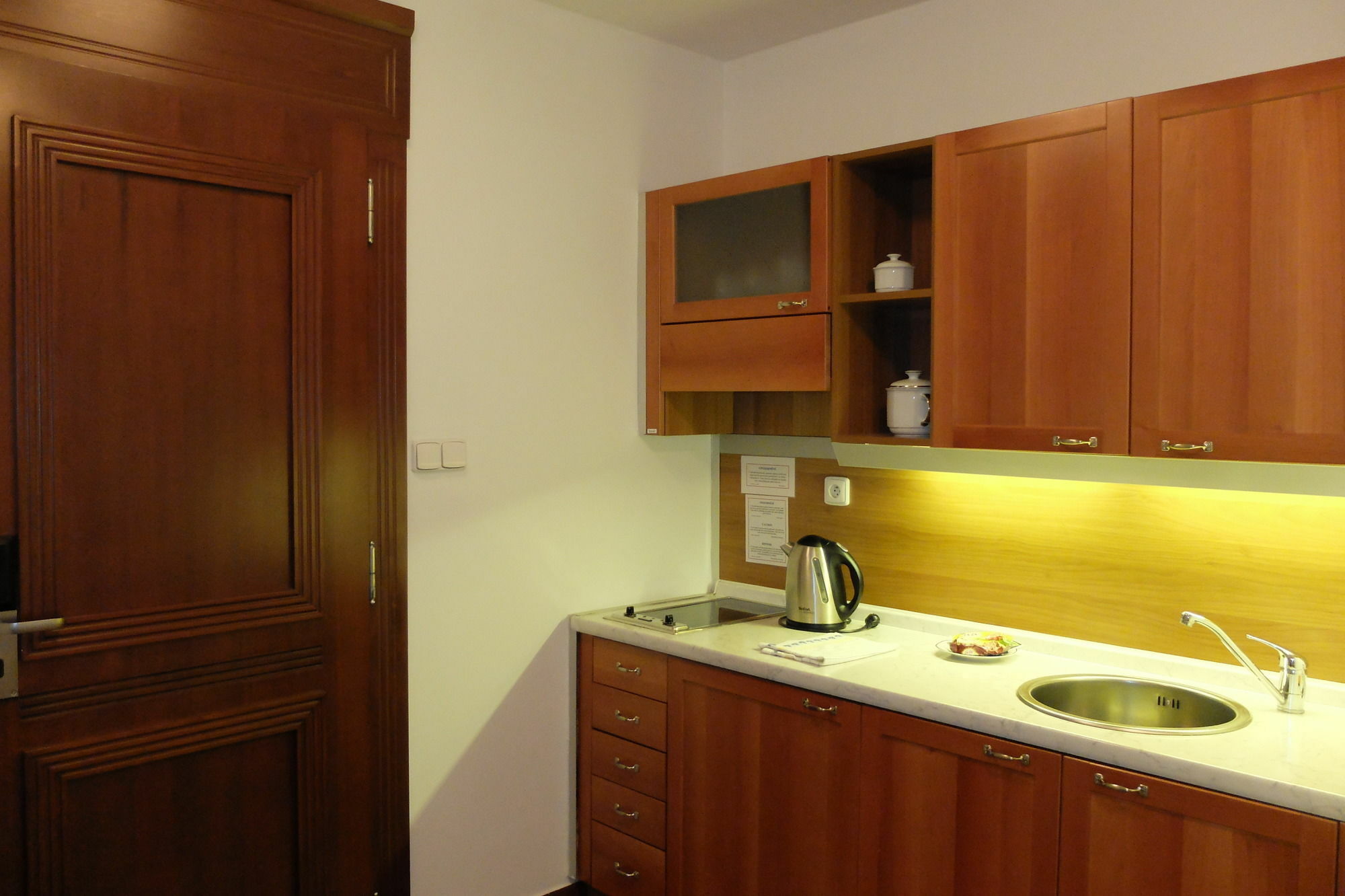 Aparthotel Naprstkova 3*