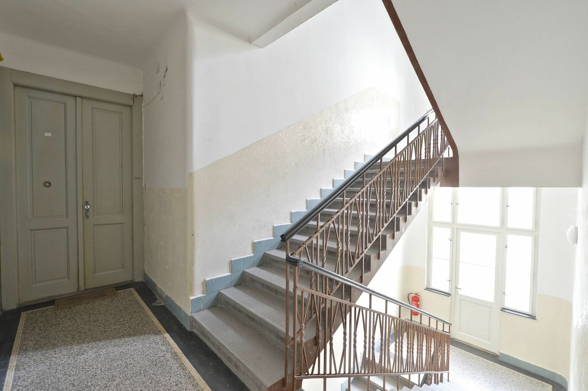 Legerova 33 Apart Otel