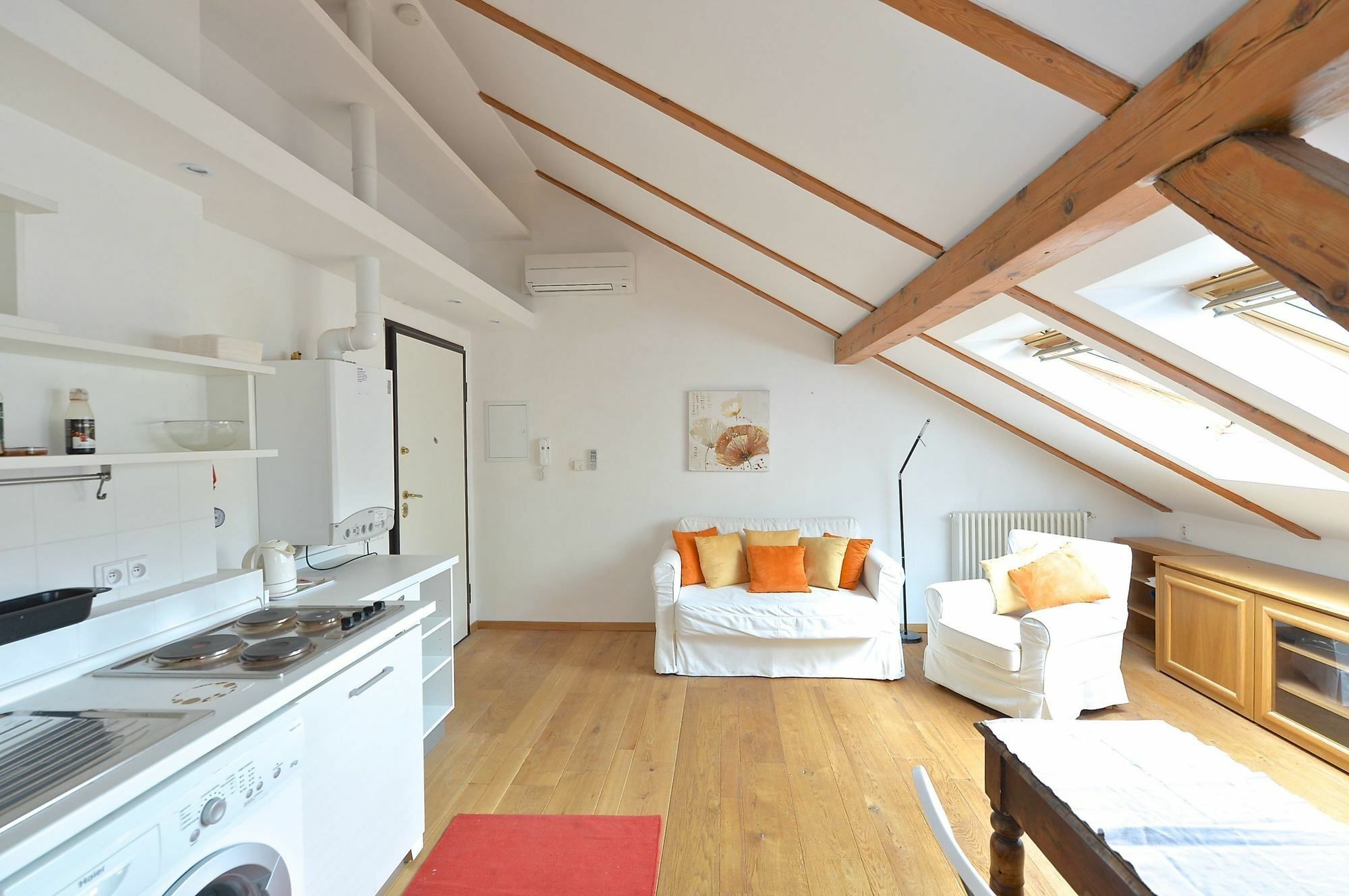 Legerova 33 Apart Otel Prag