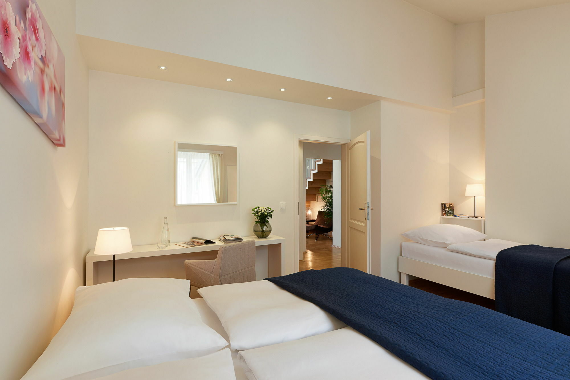 Vocelova Aparthotel 4*