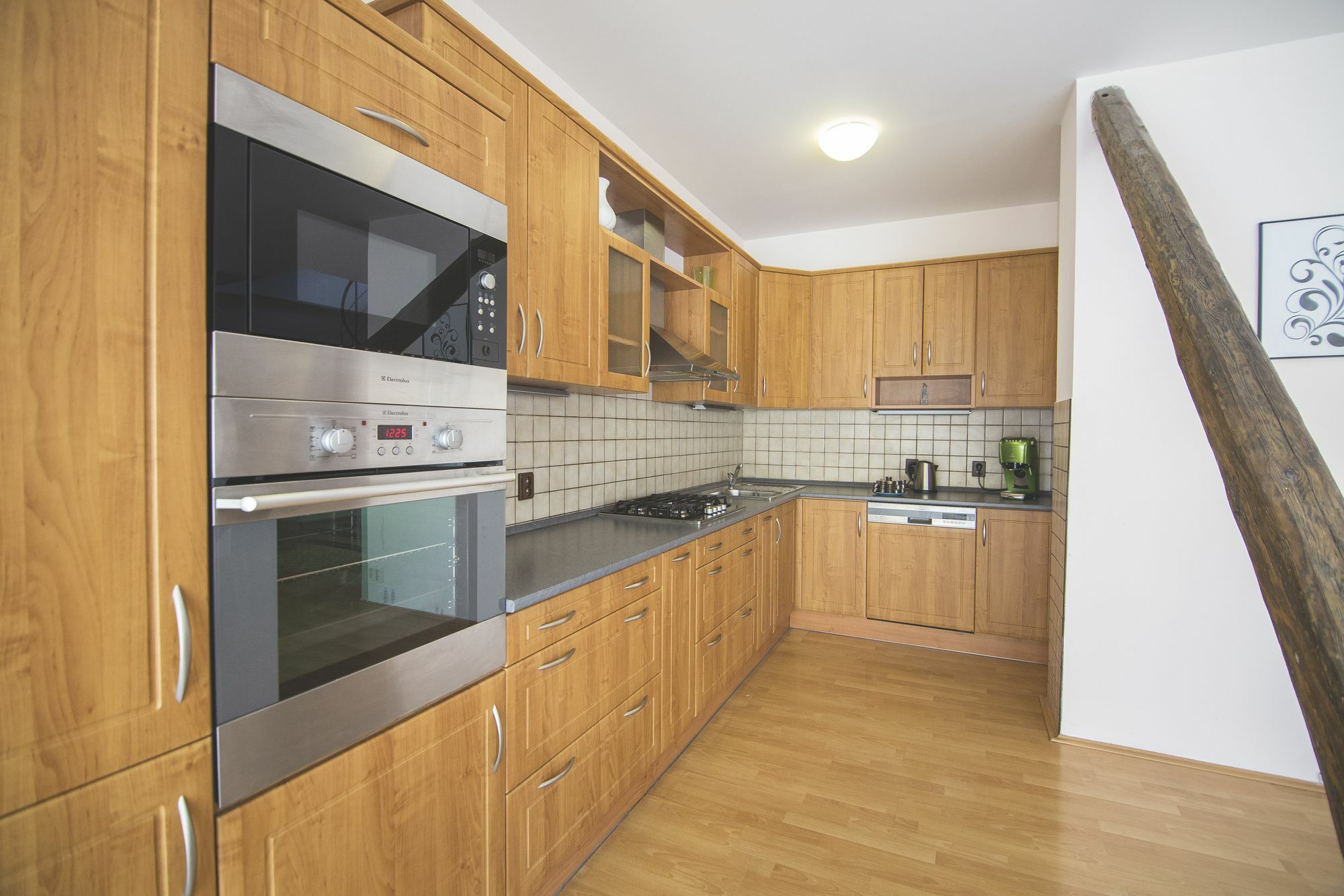 Good Time Duplex Apartment *