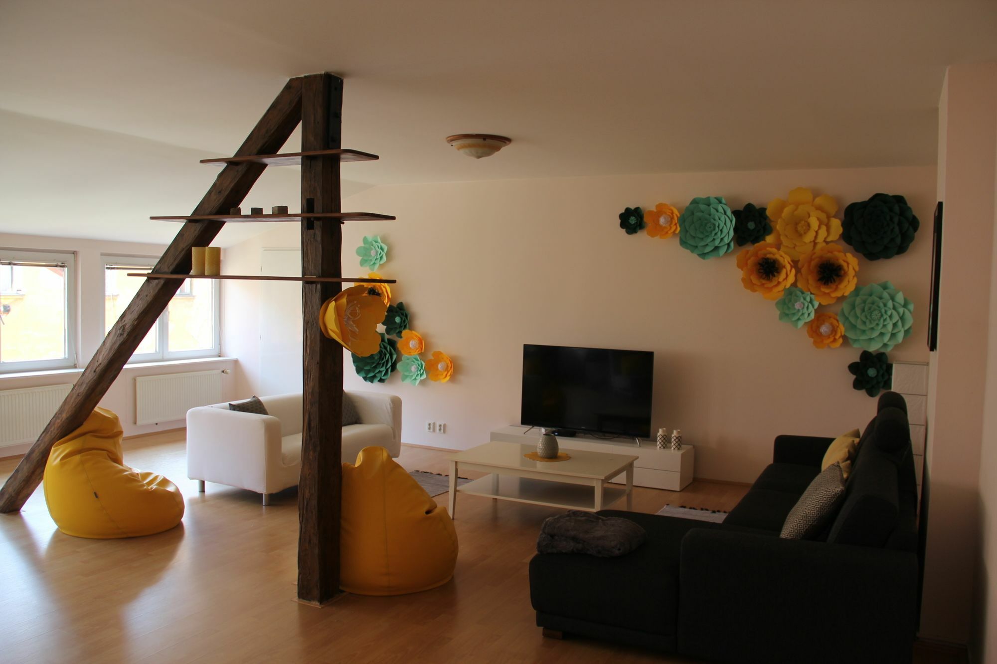 Good Time Duplex Apartment