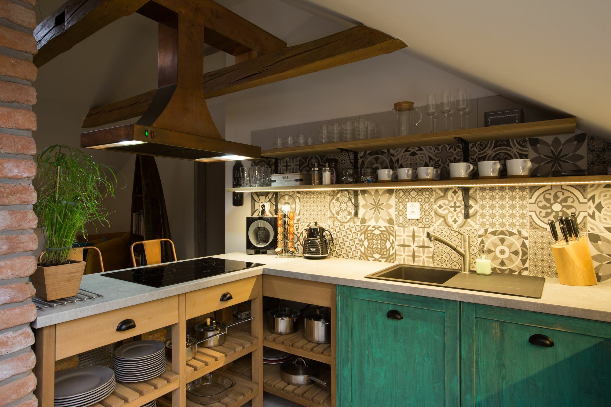 Gigantic Boho Chic 3 Bedroom 3 Bathroom Loft With Hanging Chair * Prague