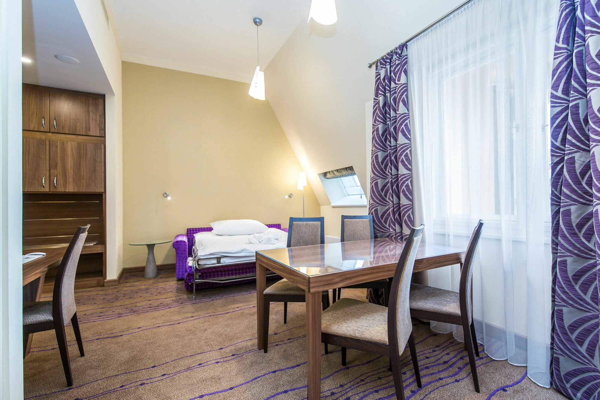 Merchant's Crown Hotel Prague