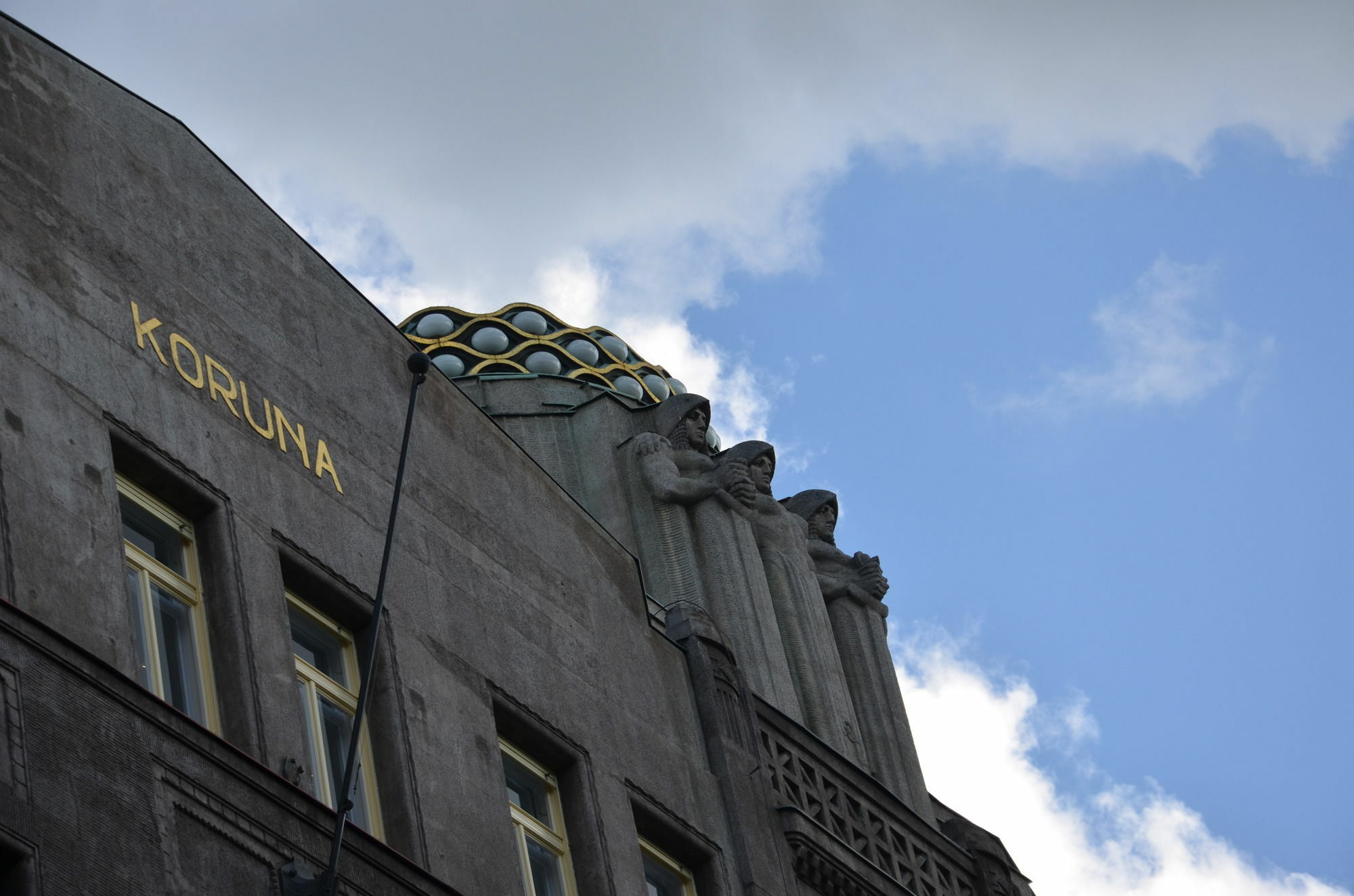 Merchant's Crown Hotel 4*