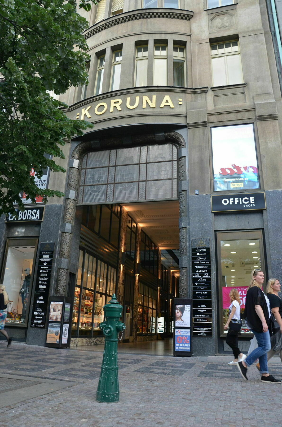 Merchant's Crown Hotel 4*