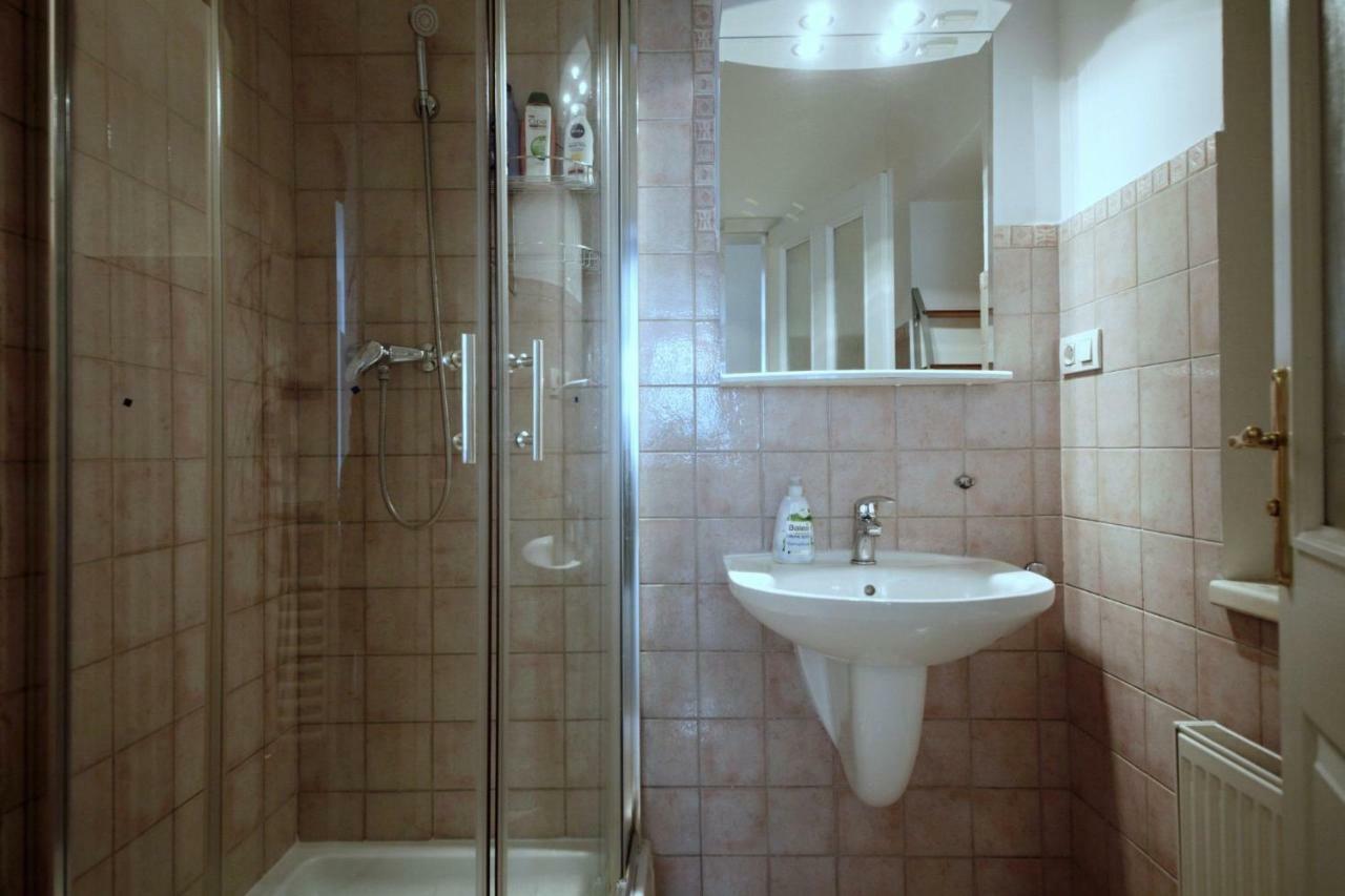 New And Fully Equipped Apartement Plzenska 26 Apartment Prague