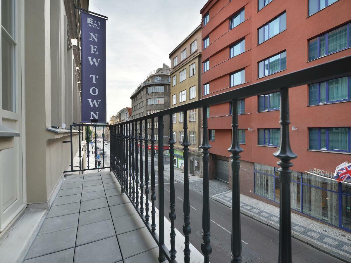 Ea New Town Hotel