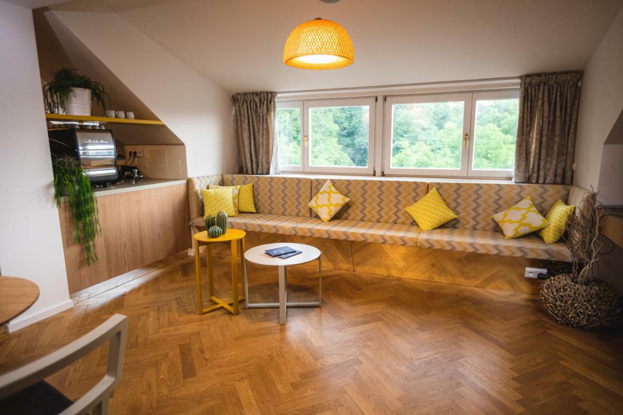 Empirent Petrin Park 4* Prague