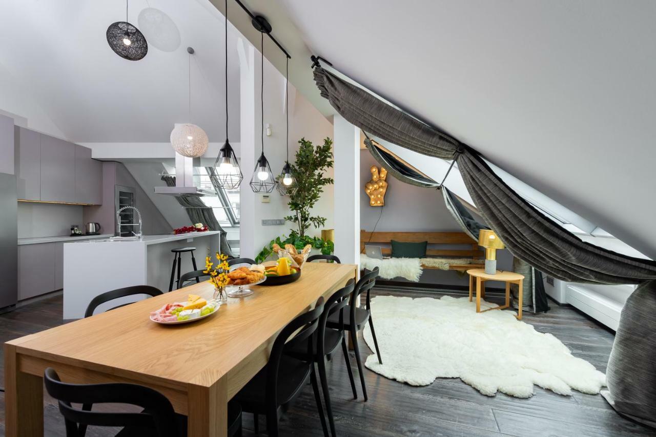Apartment Empirent New Town Apartments Prague