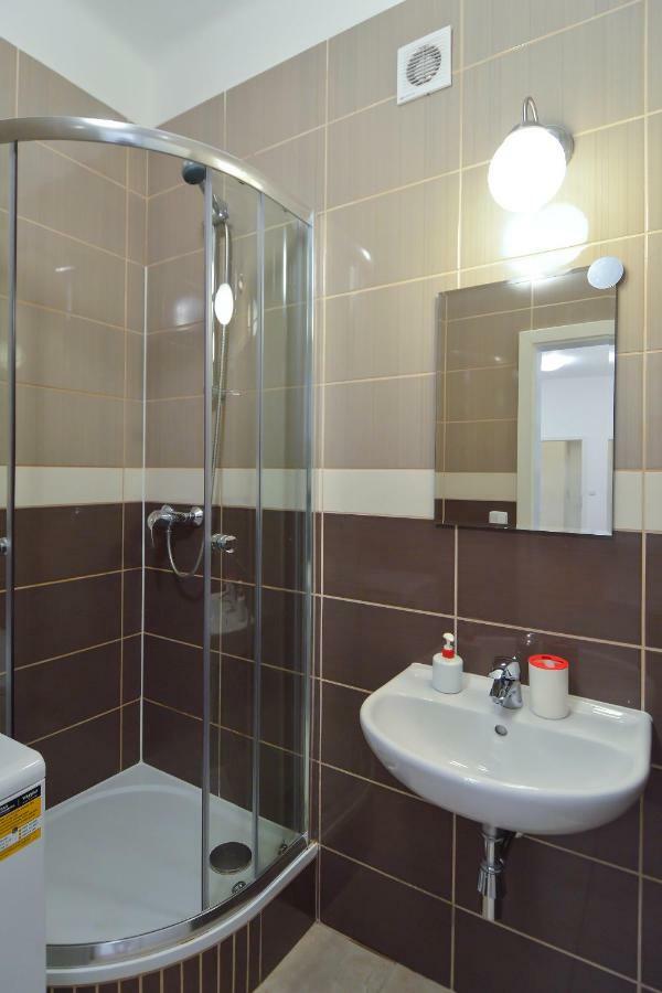 Appartement Modern Navratilova Ii *